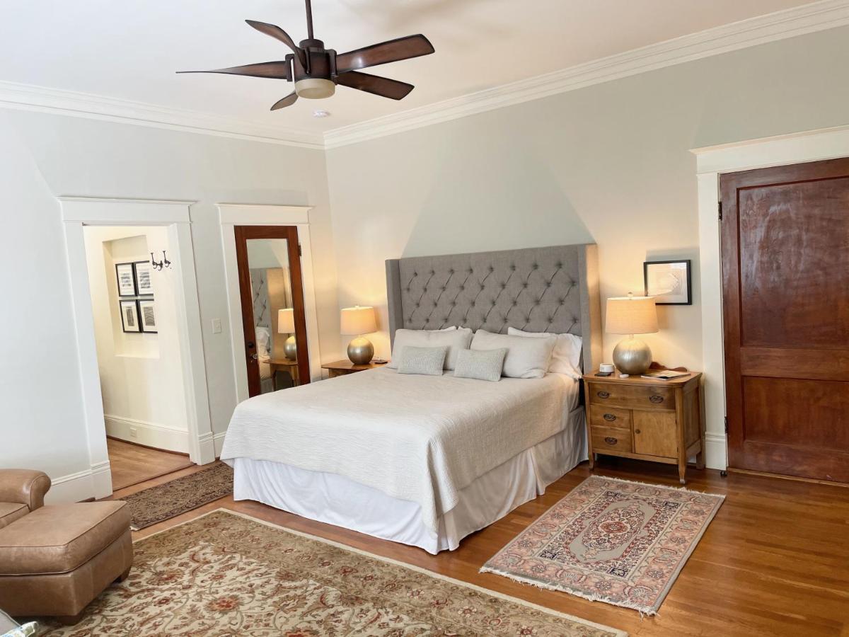Gillen House 3*
